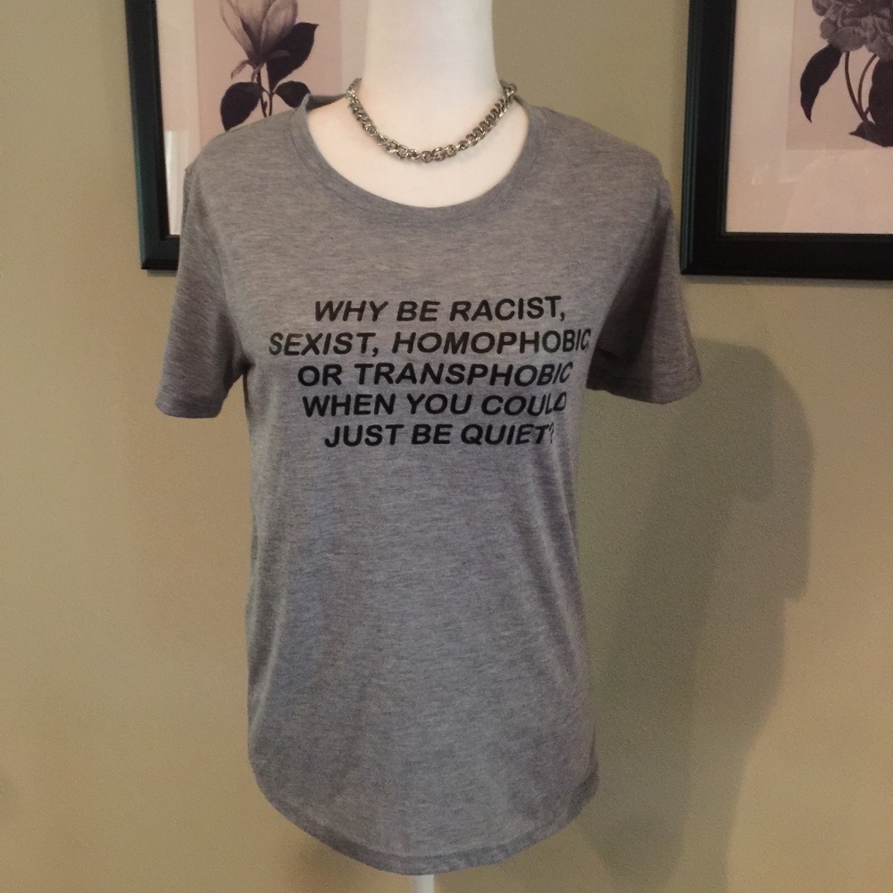 Unisex Statement T. Size Small NWOT. - Picture 2 of 4